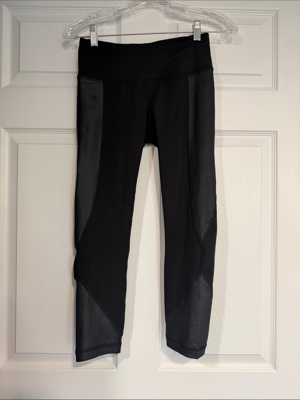 Yogalicious Black Active Capri Leggings